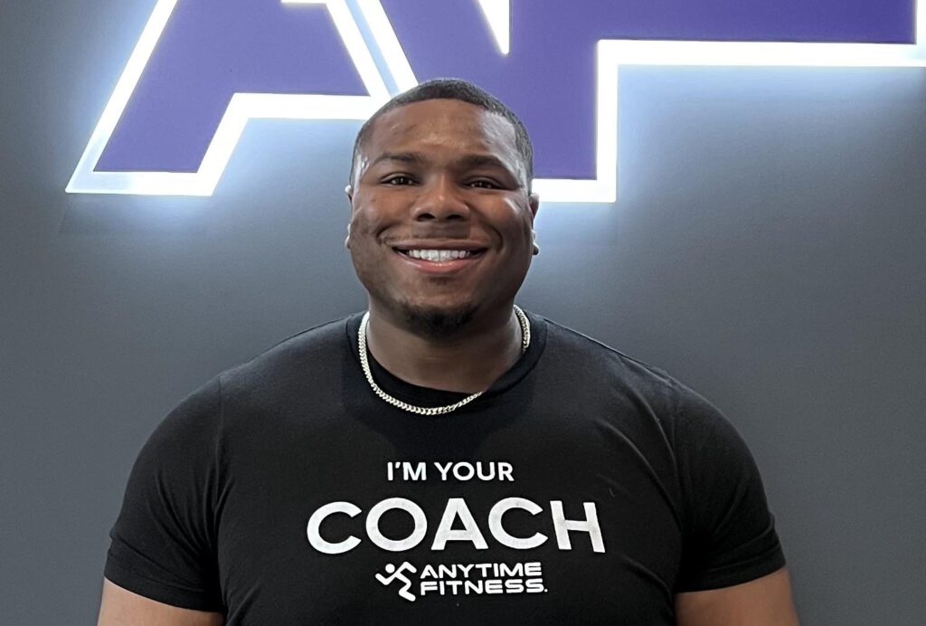 Headshot-e1733355692703-1024×692